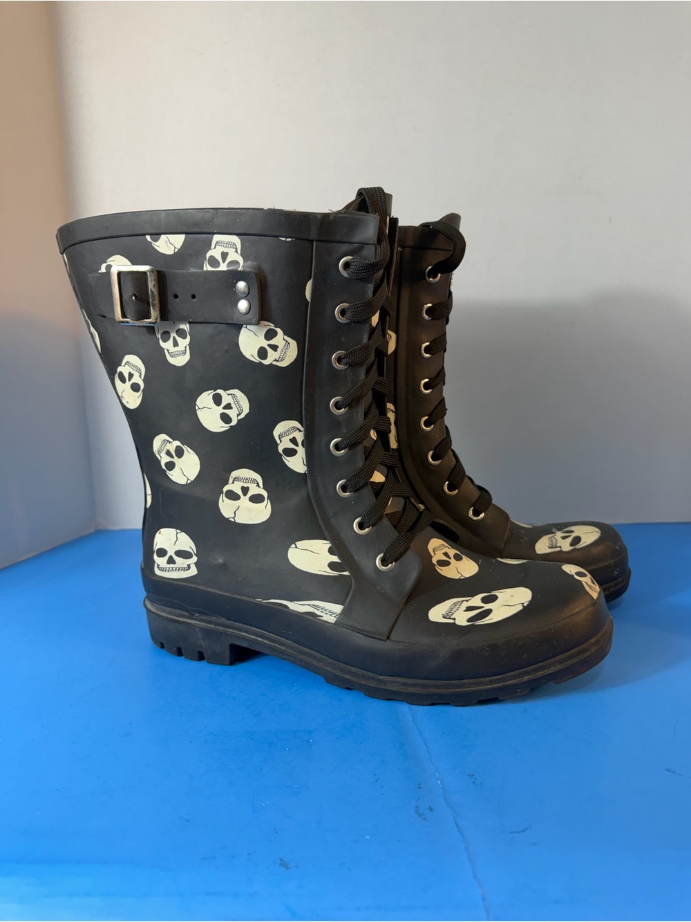 Black Skull Lace-Up Rain Boots